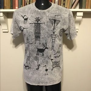 90s Gildan tribal t-shirt